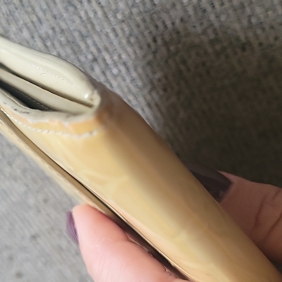 Louis Vuitton Vernis Cream wallet - Picture 9 of 14